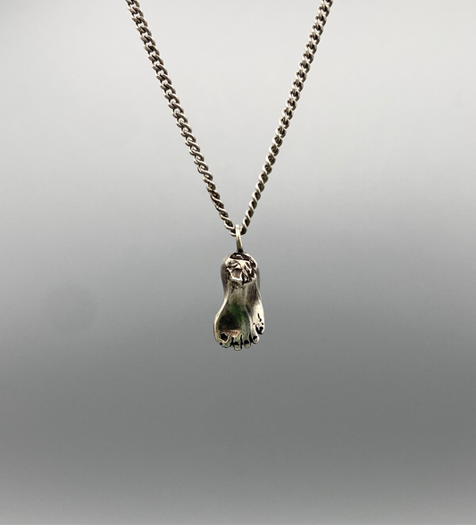 lost foot necklace